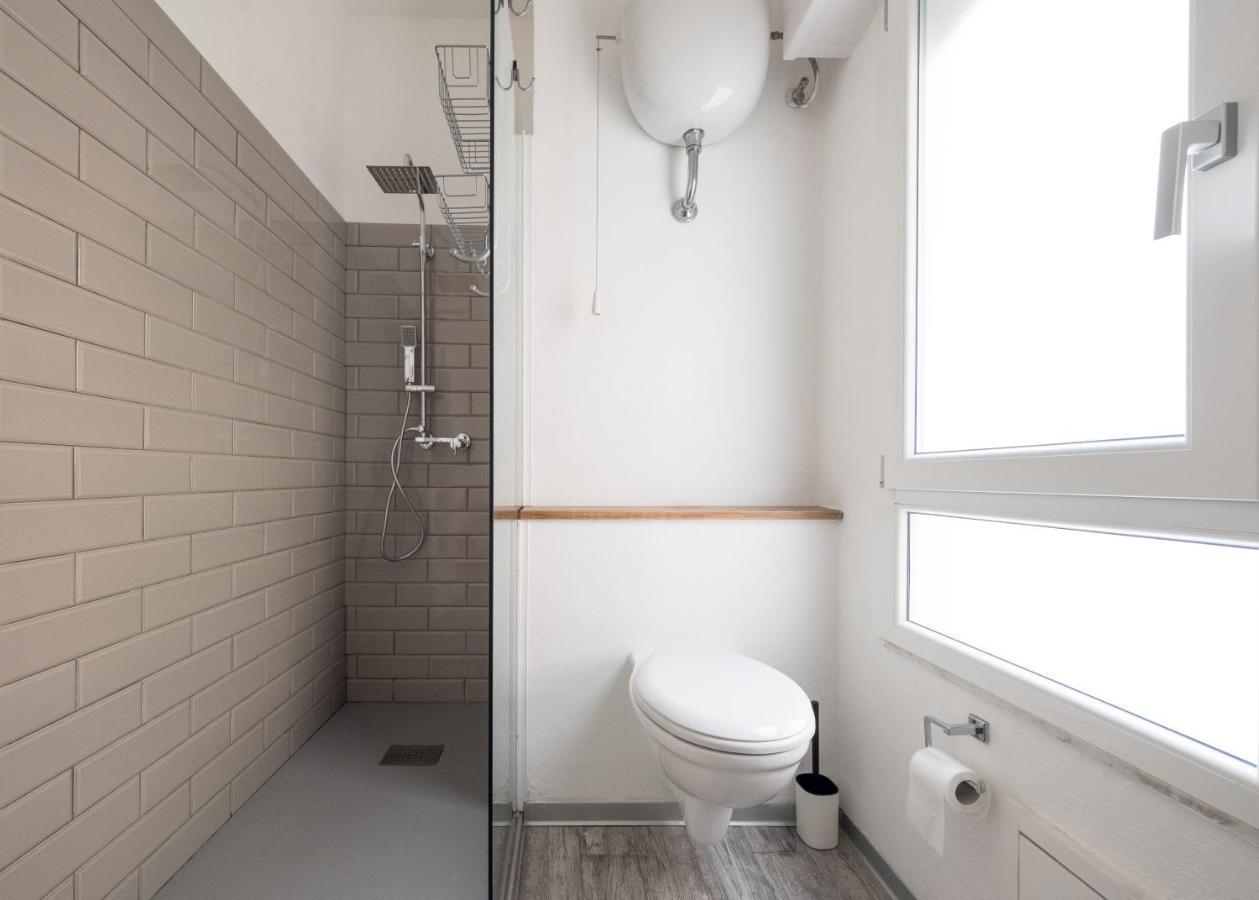 Domus Deiana Apartment Каляри Екстериор снимка